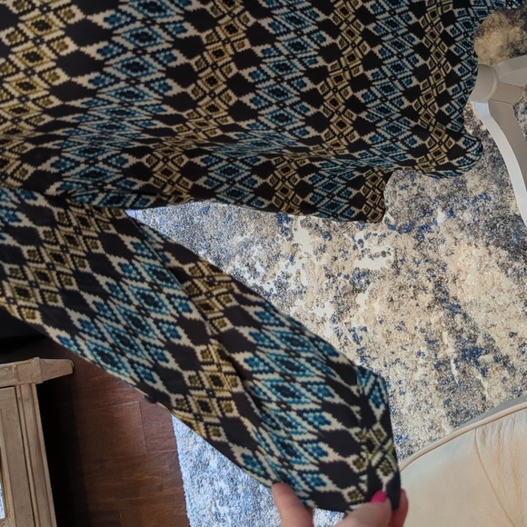 Women's EUC size large top from Dress Barn - Picture 2 of 8